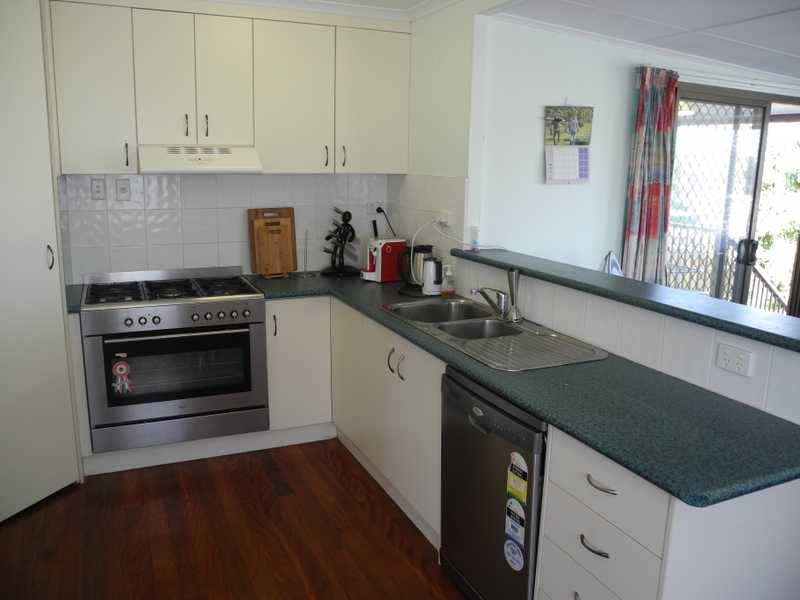 39 Amaroo Street, Boyne Island QLD 4680
