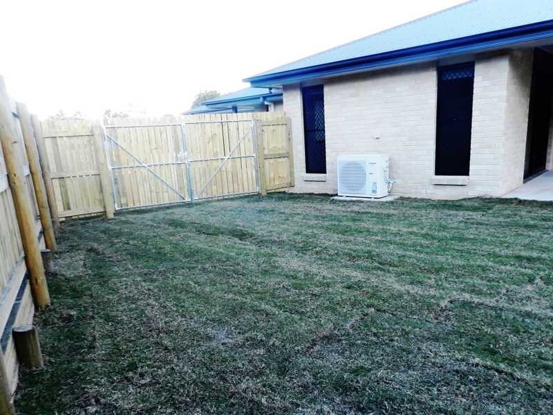 9 Valley Way, Boyne Island QLD 4680