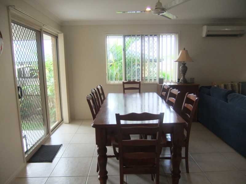1 Jeana Court, Boyne Island QLD 4680