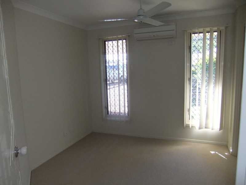 1 Jeana Court, Boyne Island QLD 4680