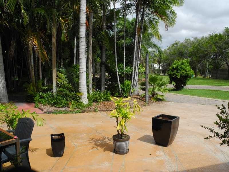 15 Silverton Drive, Tannum Sands QLD 4680