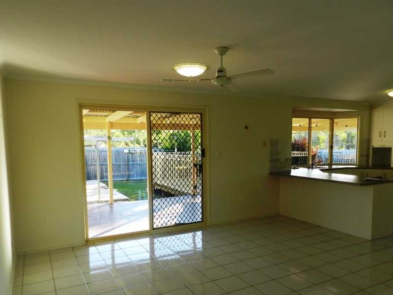 43 Geoffrey Thomas Drive, Tannum Sands QLD 4680