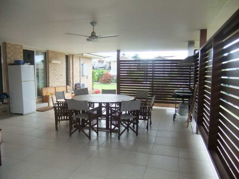 1 Jeana Close, Boyne Island QLD 4680