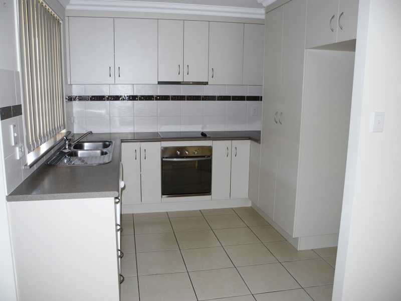 31 Golf View Drive, Boyne Island QLD 4680