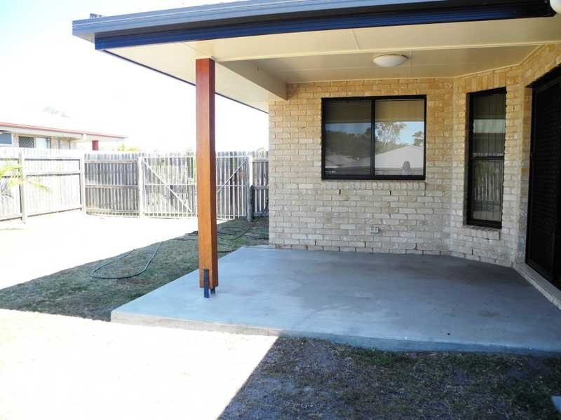 31 Golf View Drive, Boyne Island QLD 4680