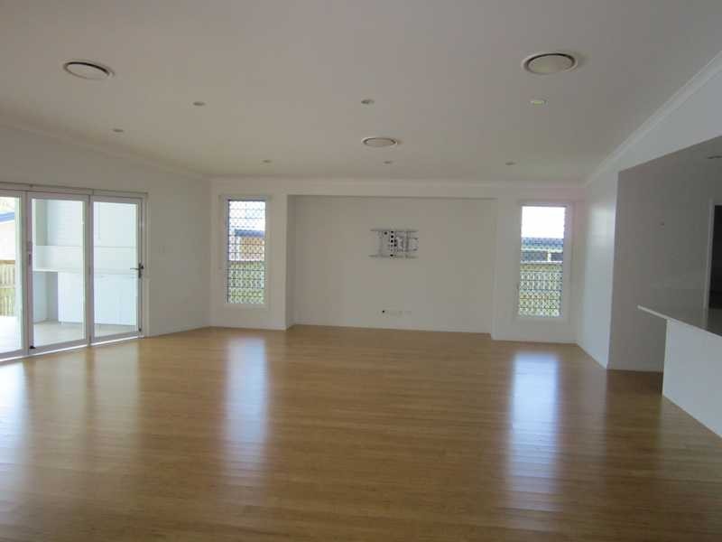 65 The Oaks Road, Tannum Sands QLD 4680