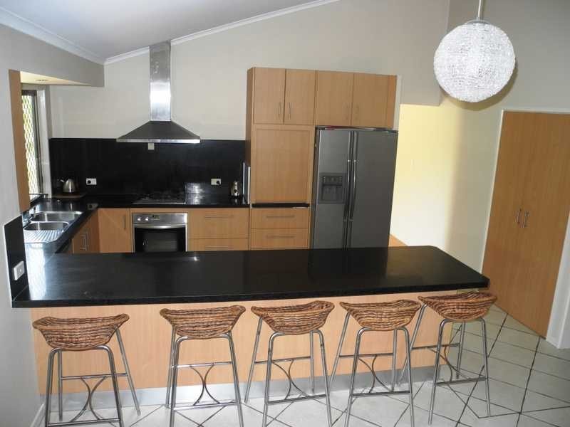 10 Langdon Street, Tannum Sands QLD 4680
