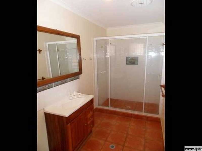 29 Wyndham Avenue, Boyne Island QLD 4680