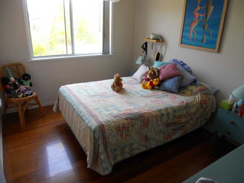 25 Katandra Street, Boyne Island QLD 4680