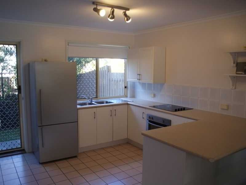 Unit/2/6 Hampton Drive, Tannum Sands QLD 4680