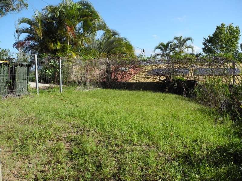 19 Sayre Crescent, Boyne Island QLD 4680