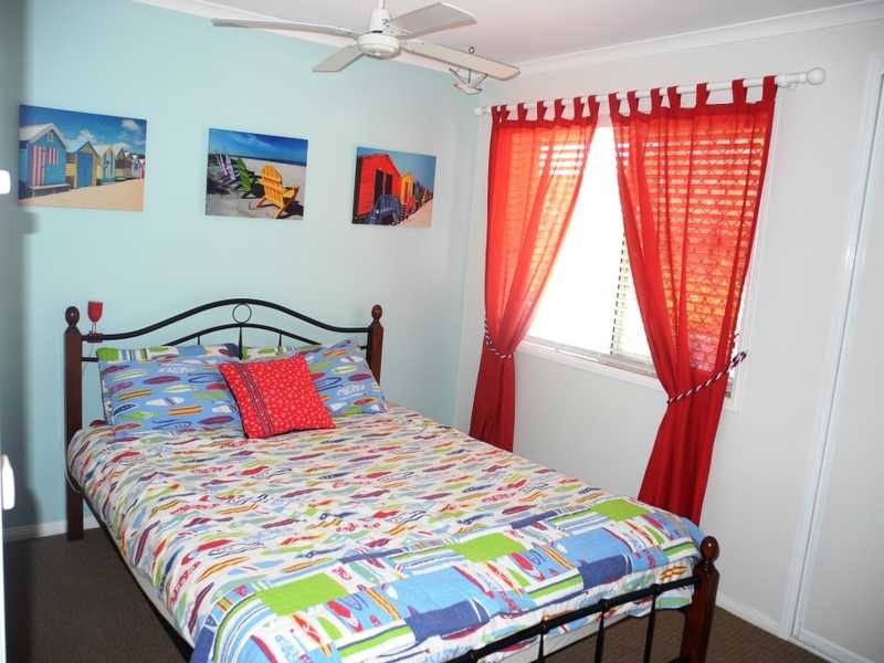 50 Katandra Street, Boyne Island QLD 4680