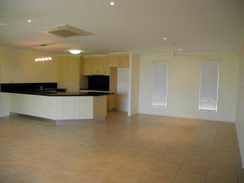 13 Stoney Court, Tannum Sands QLD 4680