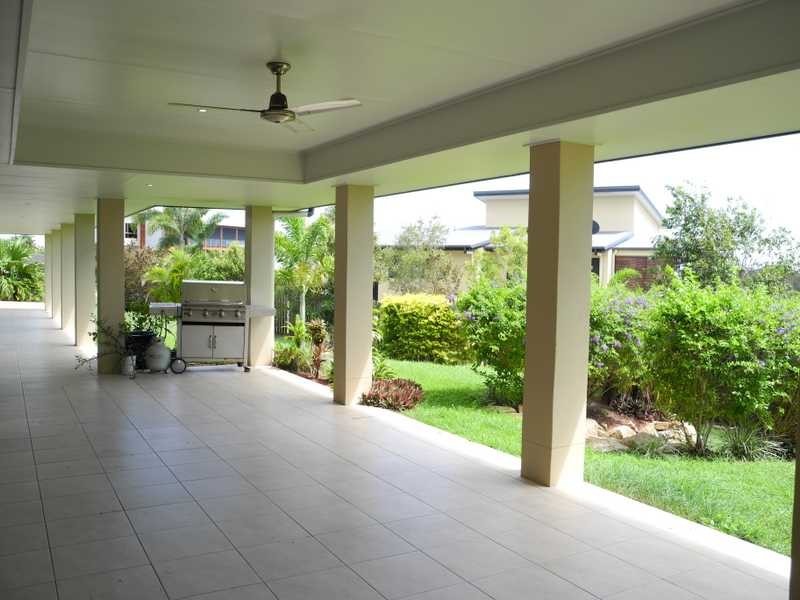 13 Stoney Court, Tannum Sands QLD 4680