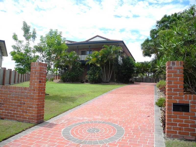 8 Graham Street, Tannum Sands QLD 4680