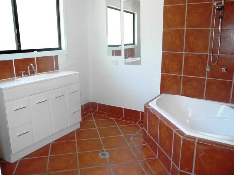 145 Messmate Dive, Miriam Vale QLD 4677