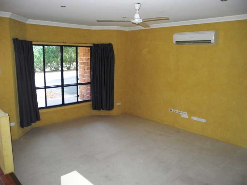 18 Barklya Court, Benaraby QLD 4680