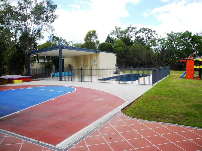 18 Barklya Court, Benaraby QLD 4680