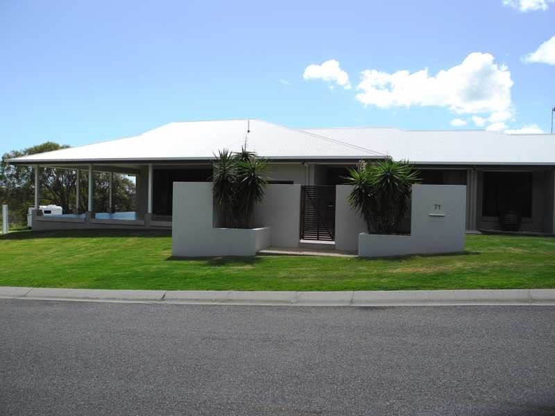71 The Oaks Road, Tannum Sands QLD 4680