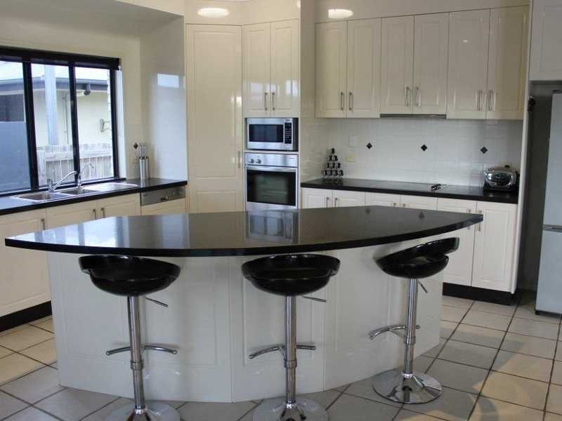 8 Riverside Drive, Tannum Sands QLD 4680