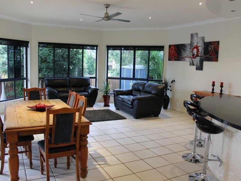 8 Riverside Drive, Tannum Sands QLD 4680