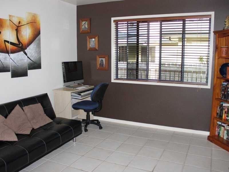 8 Riverside Drive, Tannum Sands QLD 4680