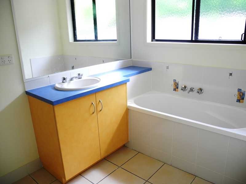 13 Pryde Street, Tannum Sands QLD 4680