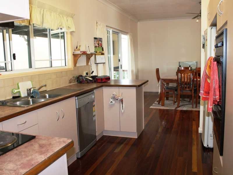 12 Cambridge Close, Tannum Sands QLD 4680