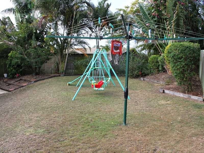 12 Cambridge Close, Tannum Sands QLD 4680