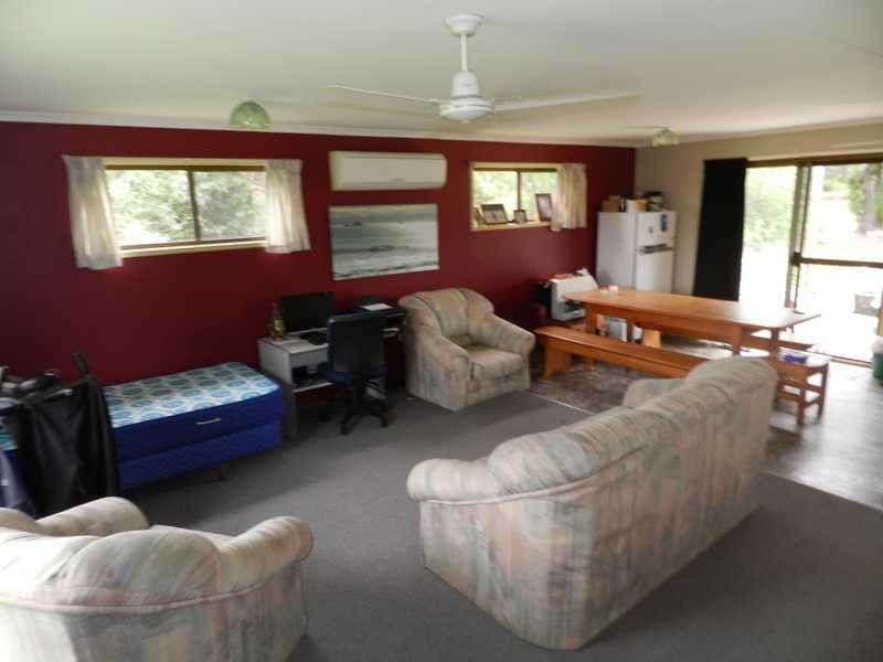 11 Silverton Drive, Tannum Sands QLD 4680