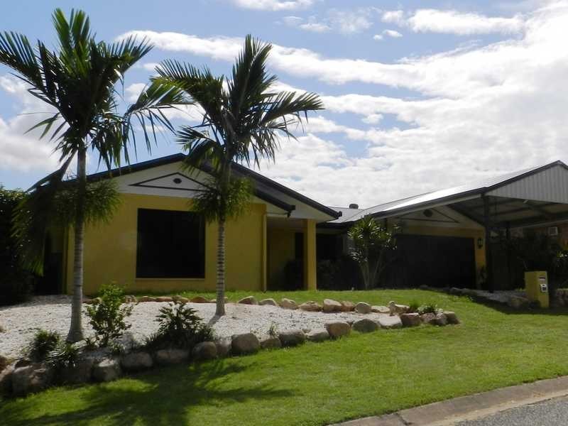 15 Pryde Street, Tannum Sands QLD 4680