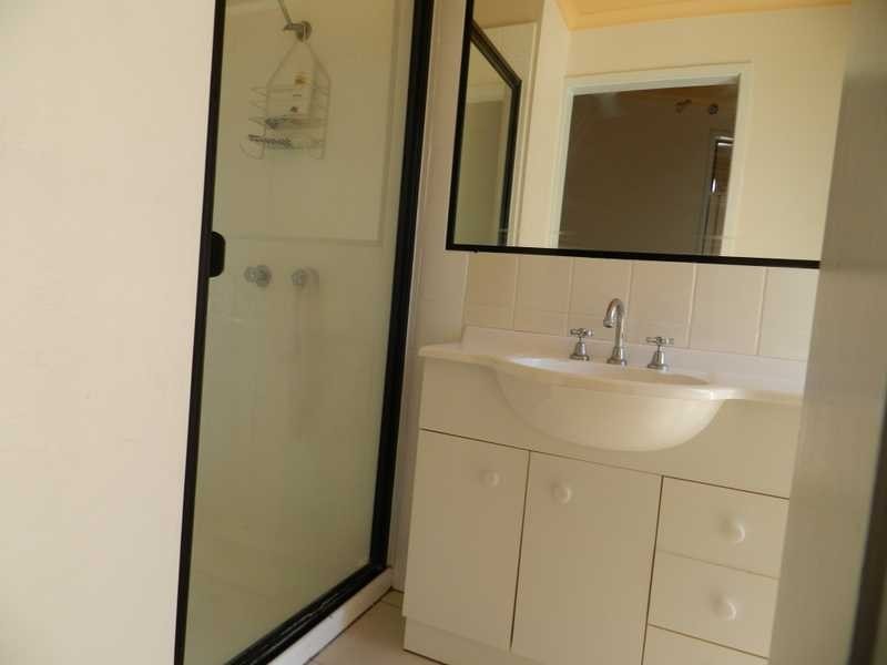 1 Richard Street, Boyne Island QLD 4680