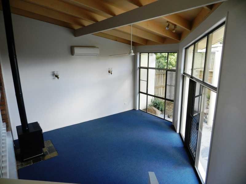 1 Richard Street, Boyne Island QLD 4680