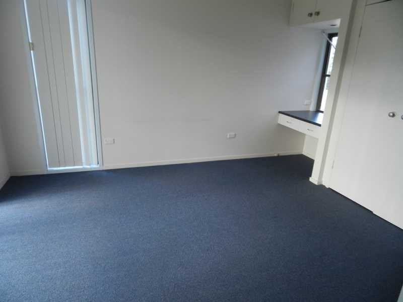 1 Richard Street, Boyne Island QLD 4680