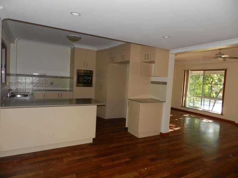 9 Brin Street, Boyne Island QLD 4680