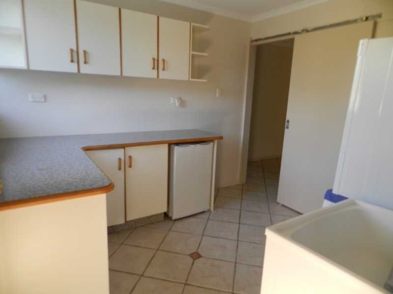 2 Andrew Court, Boyne Island QLD 4680
