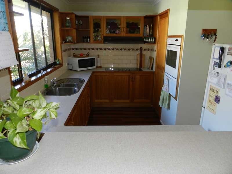 27 Tyson Crescent, Tannum Sands QLD 4680