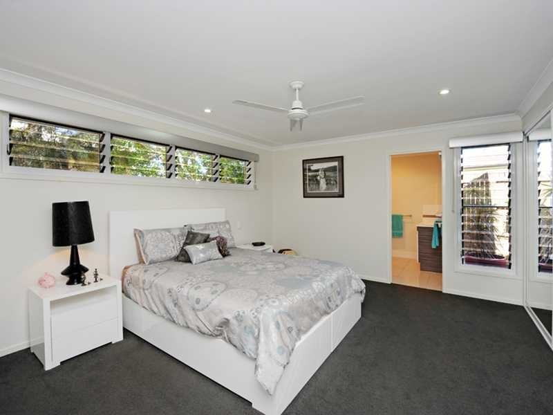 31 McLeod Street, Boyne Island QLD 4680