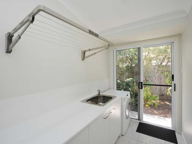 31 McLeod Street, Boyne Island QLD 4680