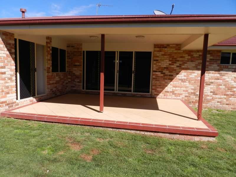 25 Longreach Court, Tannum Sands QLD 4680