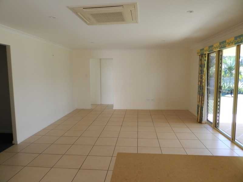 25 Longreach Court, Tannum Sands QLD 4680