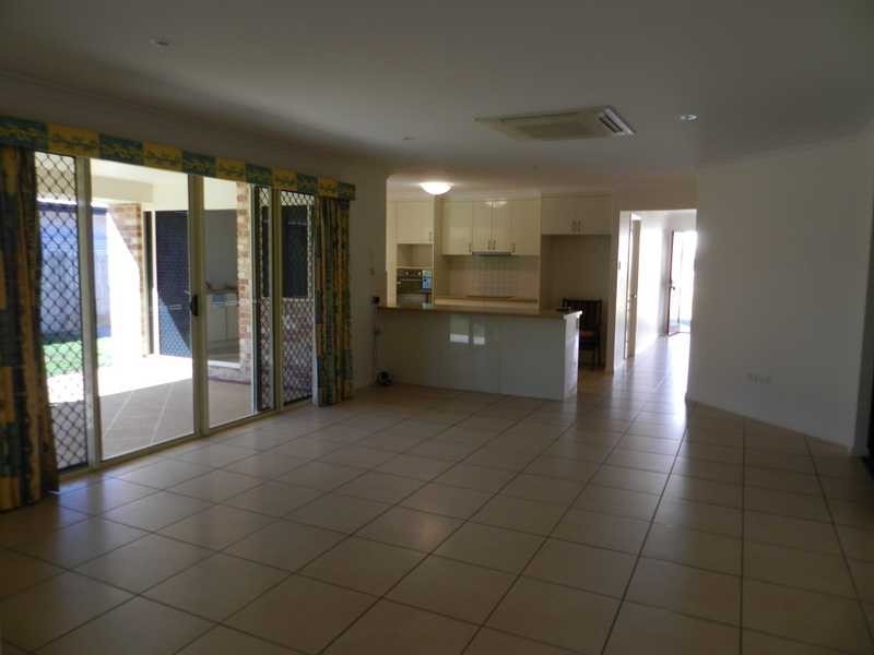 25 Longreach Court, Tannum Sands QLD 4680