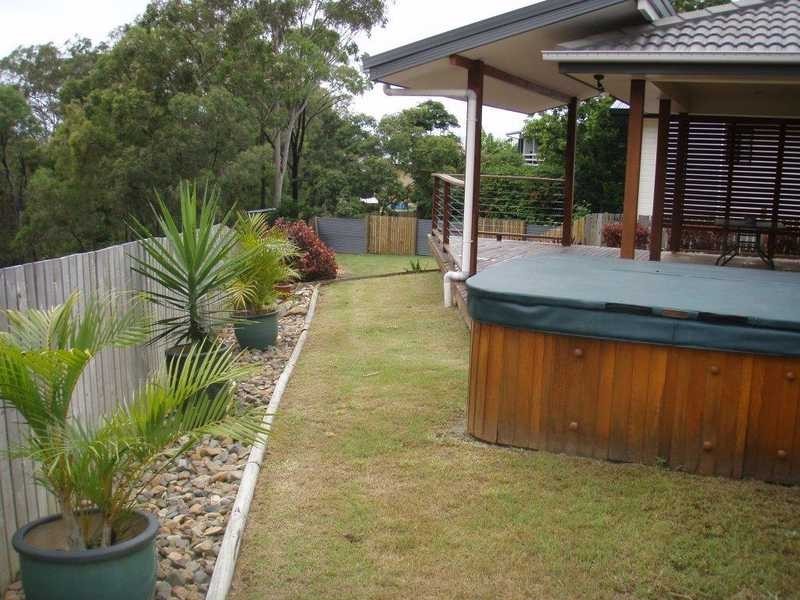 6 Bauhinia Street, Boyne Island QLD 4680