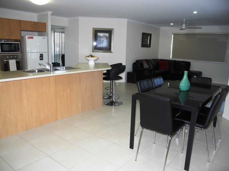 15 Jeana Close, Boyne Island QLD 4680
