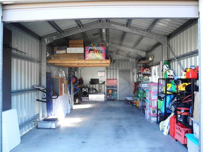 15 Jeana Close, Boyne Island QLD 4680
