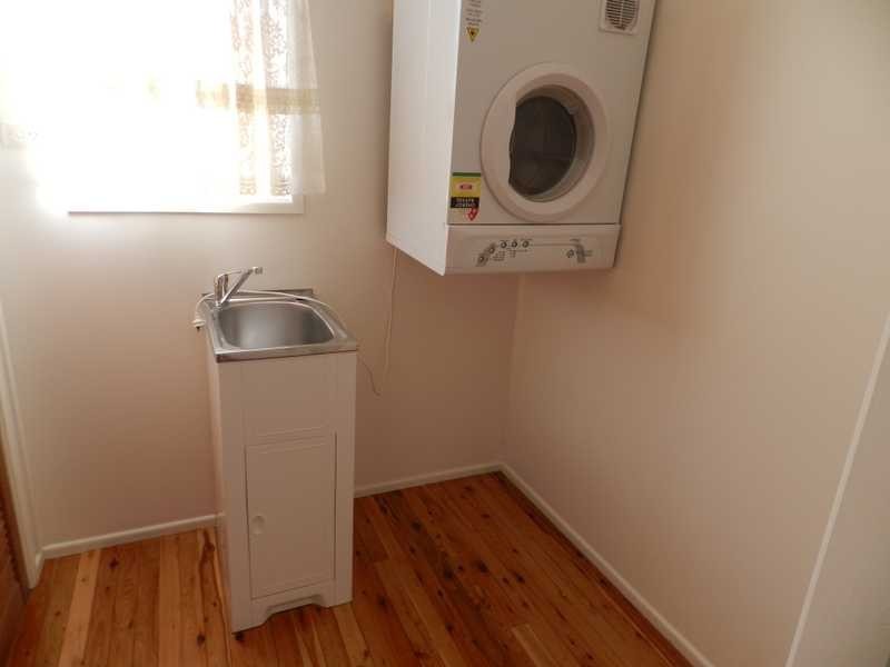 9 Sayre Crescent, Boyne Island QLD 4680