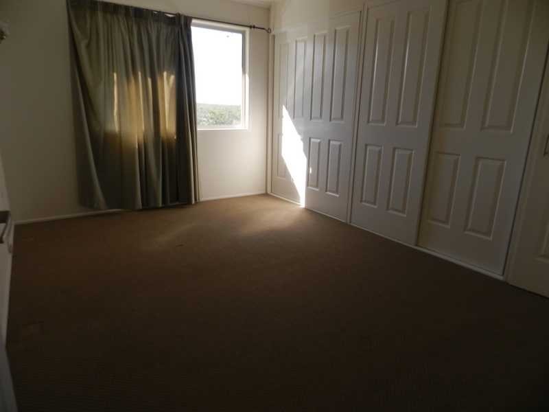 9 Sayre Crescent, Boyne Island QLD 4680