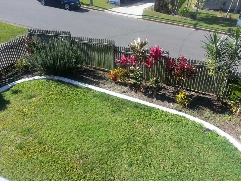 9 Sayre Crescent, Boyne Island QLD 4680