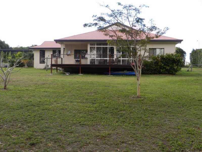 10 Yacht Road, Tannum Sands QLD 4680