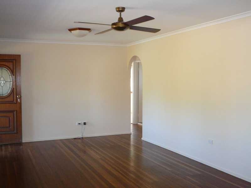 12 GWEN STREET, Tannum Sands QLD 4680
